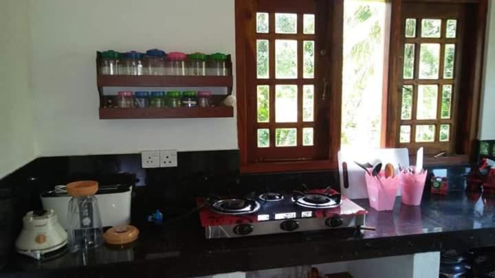 Jungle View One Bedroom Private * Unawatuna